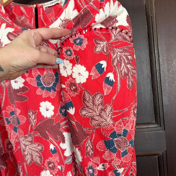 ULLA JOHNSON | Terese Red Floral Cotton Puff Sleeve Blouse | Size 6 - Picture 7 of 9
